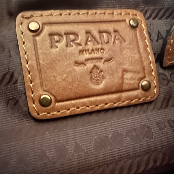 Brown leather Prada purse - Picture 7 of 12